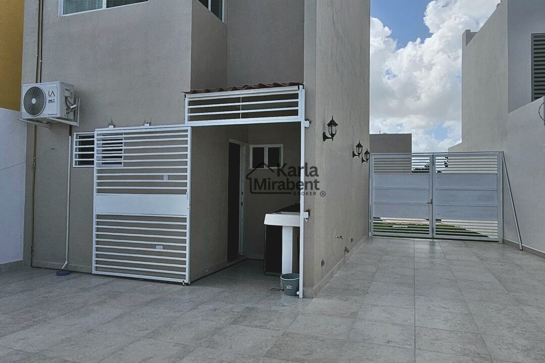 CASA EN RENTA ANDRIA POLIGONO SUR (9)