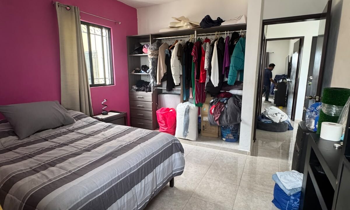 Casa en Venta en santa fe Cancun con recamara en planta baja y baño completo (31)