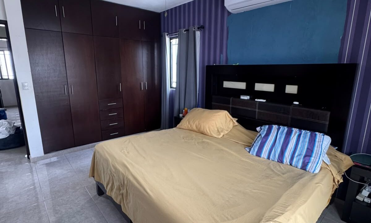 Casa en Venta en santa fe Cancun con recamara en planta baja y baño completo (32)