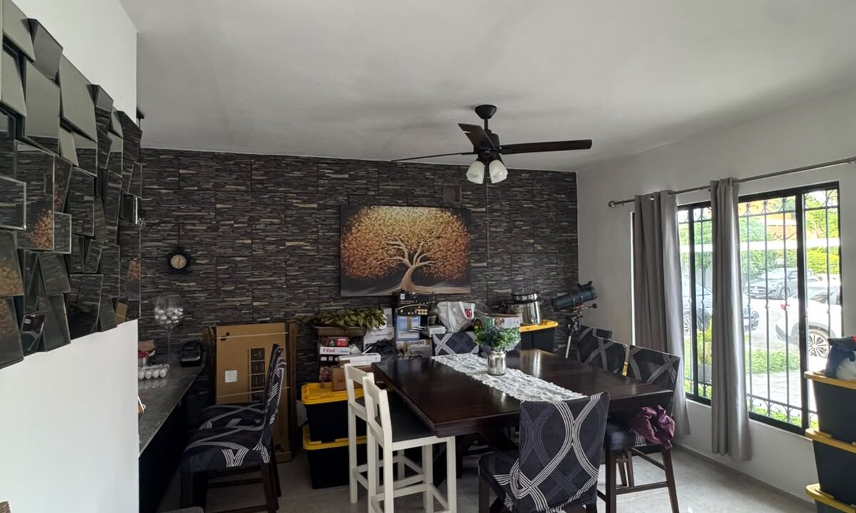 Casa en Venta en santa fe Cancun con recamara en planta baja y baño completo (8)